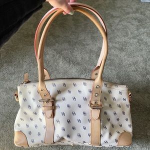 Dooney & Bourke White Logo Bag